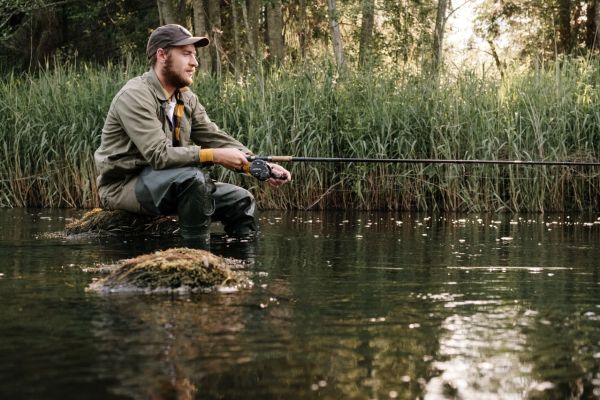 Découvrez Comment Allier Pêche et Camping pour Booster Votre Bien-Être !